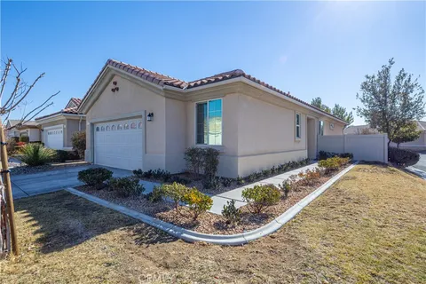 19655 Lucaya Court, Apple Valley, CA MLS: HD25105540