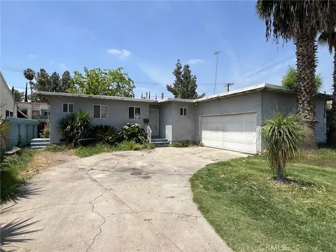 1390 Pepper Tree Lane, San Bernardino, CA MLS: OC25090585