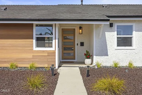 1711 Rialto Street, Oxnard, CA MLS: V1-29908