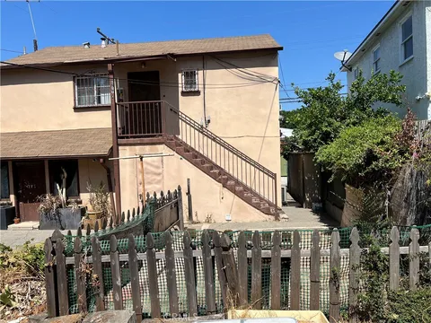 3033 Sherwood Avenue Unit D, Alhambra, CA MLS: EV24181942
