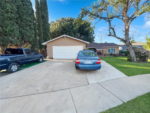 1820 S Marine Street, Santa Ana, CA MLS: OC25023494