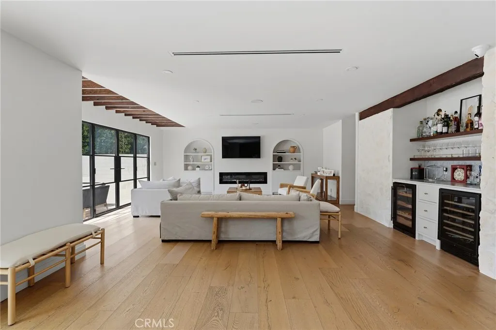 Additional image 62 of 22960 Calvert Street, Woodland Hills, CA 91367