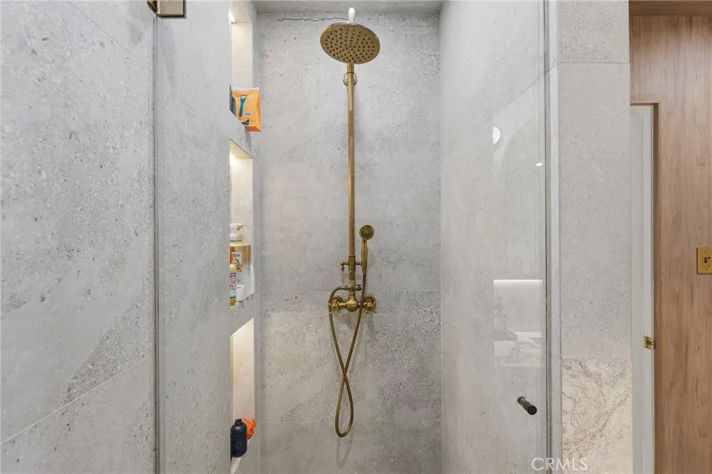 Additional image 92 of 22960 Calvert Street, Woodland Hills, CA 91367