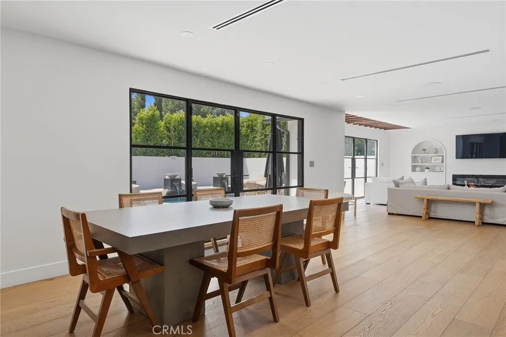 Additional image 24 of 22960 Calvert Street, Woodland Hills, CA 91367