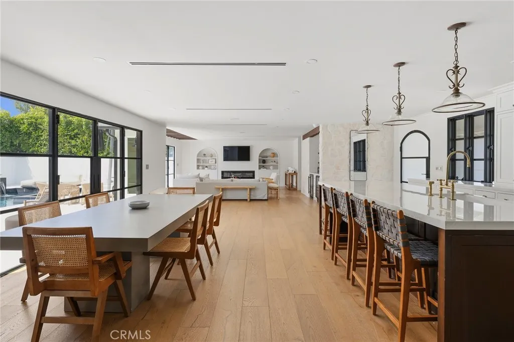 Additional image 76 of 22960 Calvert Street, Woodland Hills, CA 91367