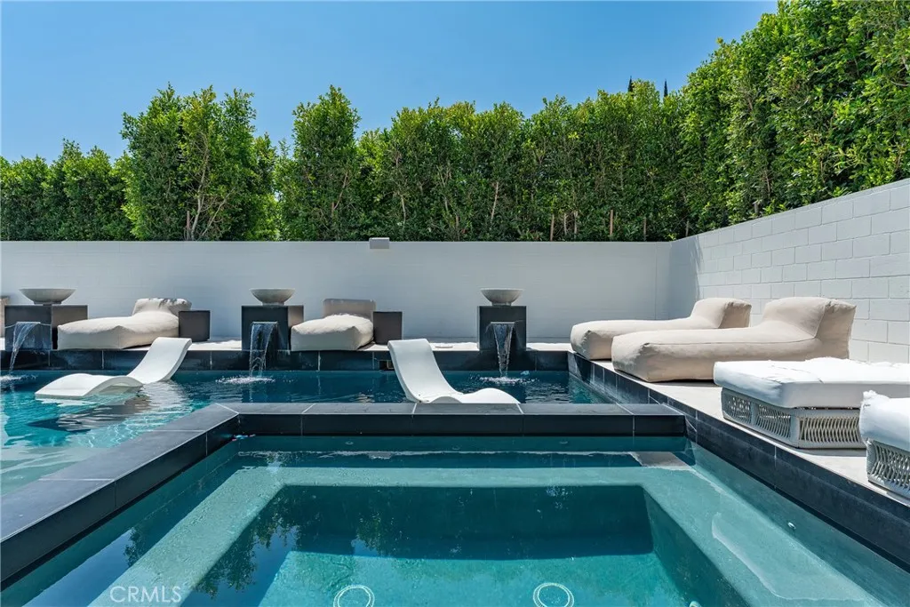 Additional image 47 of 22960 Calvert Street, Woodland Hills, CA 91367