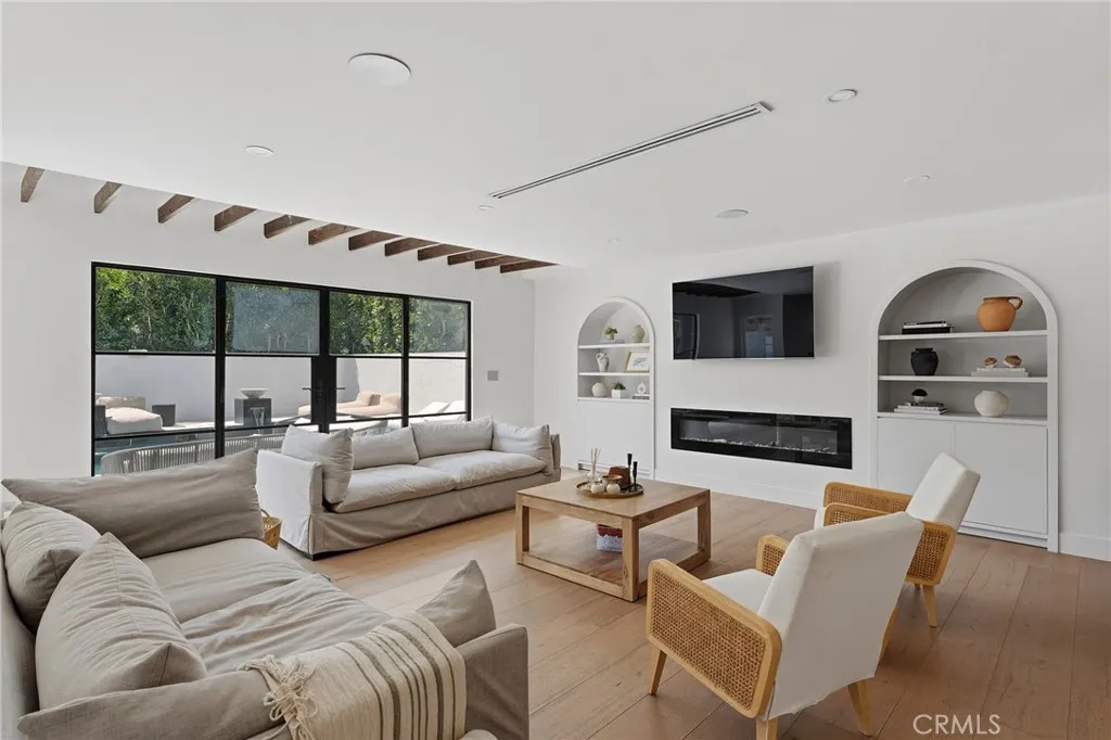 Additional image 64 of 22960 Calvert Street, Woodland Hills, CA 91367