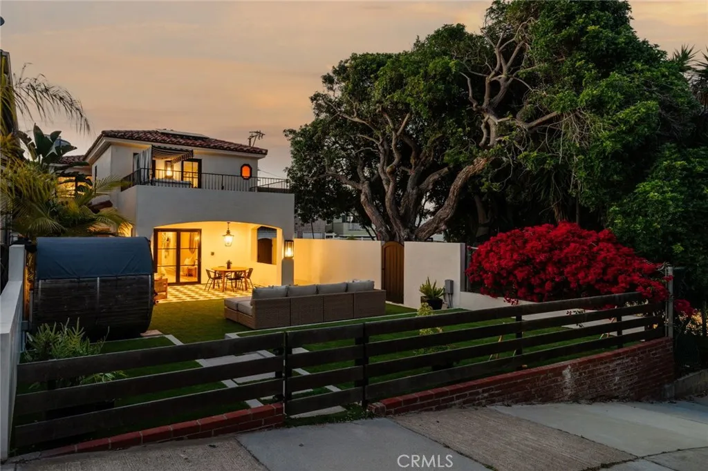 429 20th Street, Manhattan Beach, CA 90266