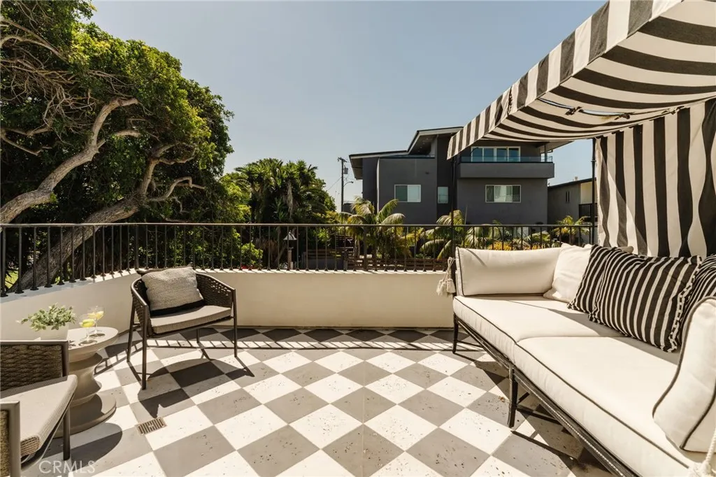 Additional image 76 of 429 20th Street, Manhattan Beach, CA 90266
