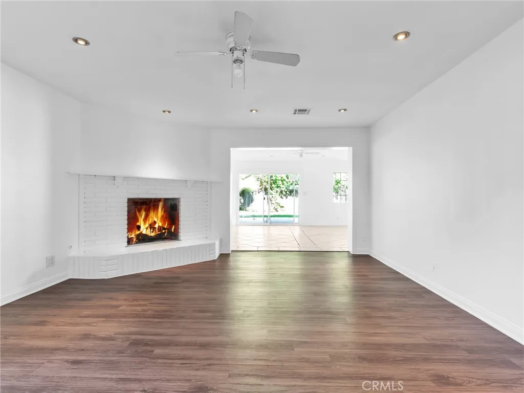 Additional image 6 of 7318 Zelzah Avenue, Reseda, CA 91335