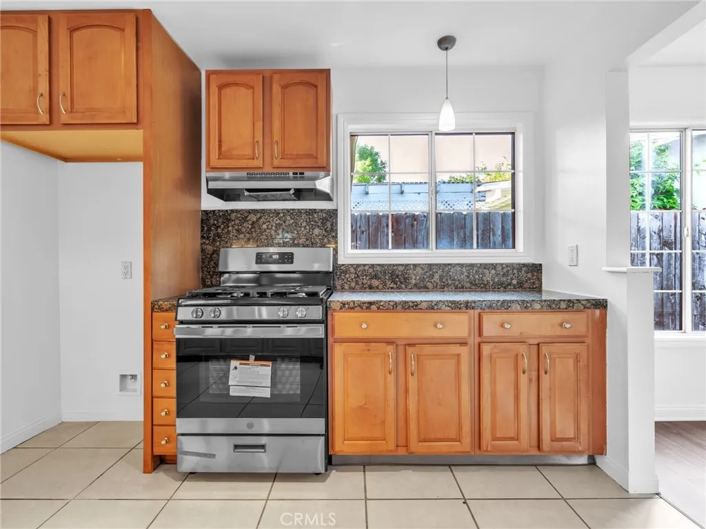 Additional image 5 of 7318 Zelzah Avenue, Reseda, CA 91335