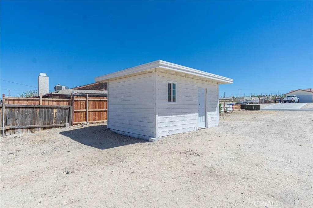 27904 Apache Ave, Barstow, CA 92311