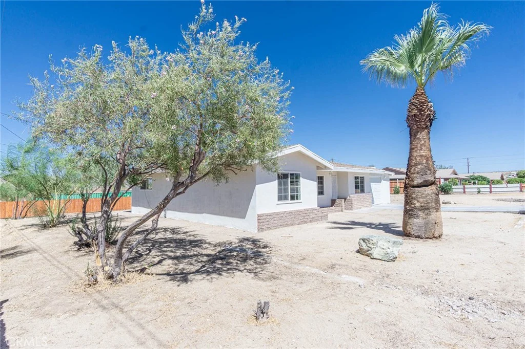 27904 Apache Ave, Barstow, CA 92311 photo 5