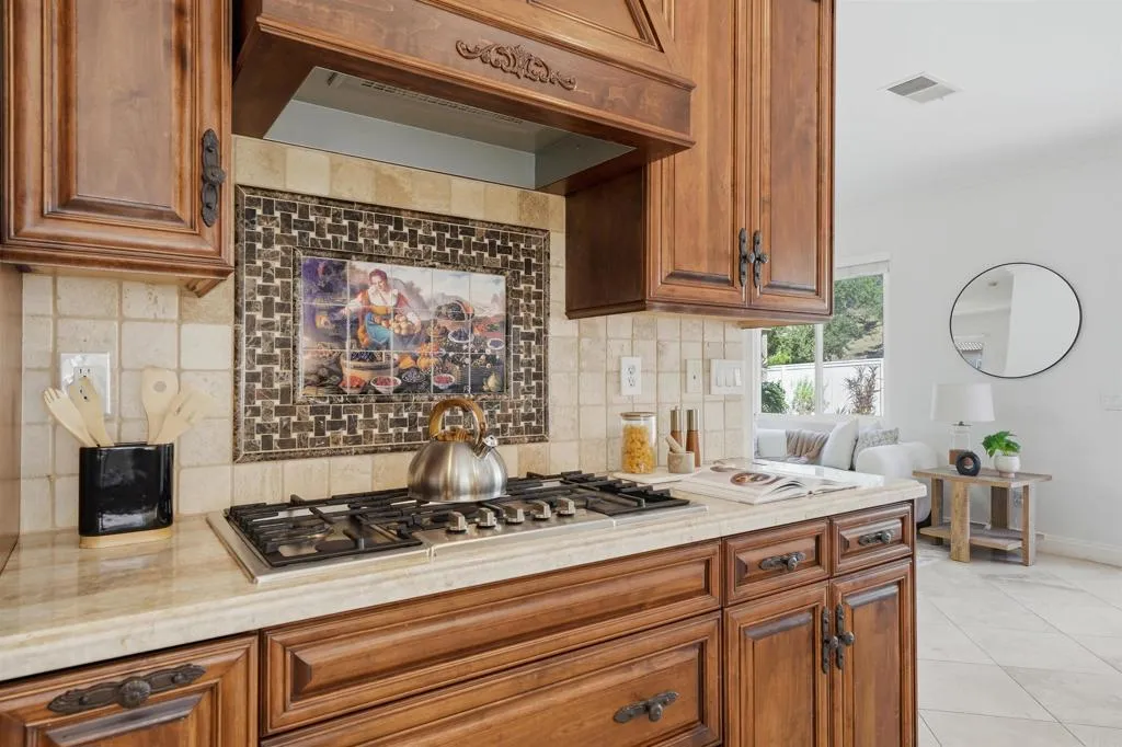 Additional image 14 of 827 Via Barquero, San Marcos, CA 92069