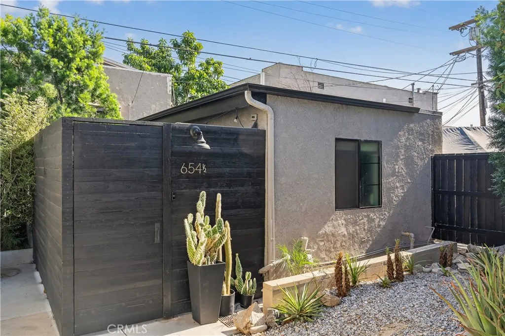 Additional image 33 of 654 S Soto st, Los Angeles, CA 90023