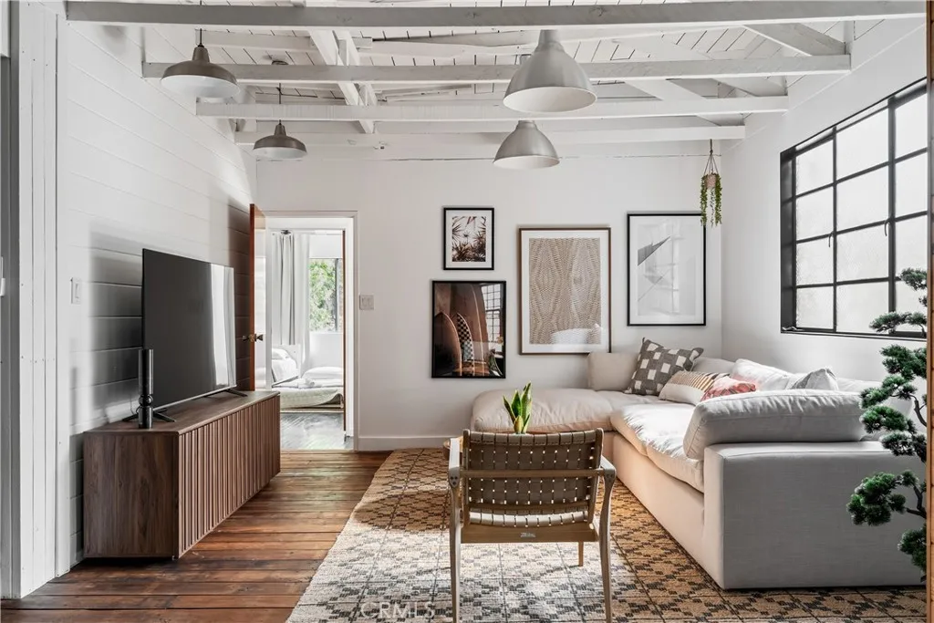 Additional image 59 of 654 S Soto st, Los Angeles, CA 90023