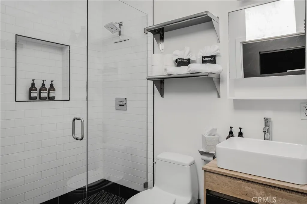 Additional image 85 of 654 S Soto st, Los Angeles, CA 90023