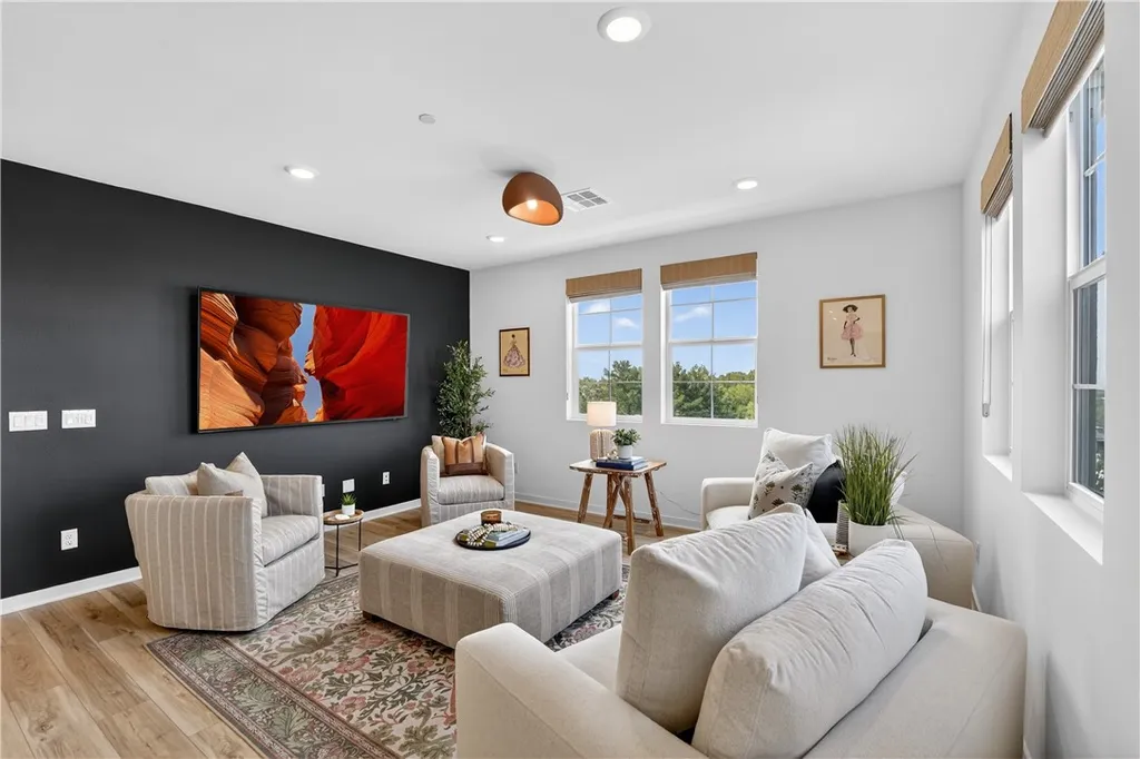 Additional image 5 of 415 Besalu Terrace, Mission Viejo, CA 92694