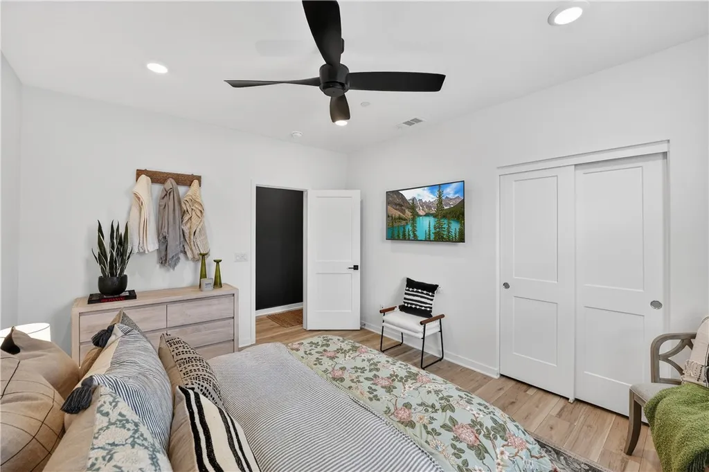 Additional image 25 of 415 Besalu Terrace, Mission Viejo, CA 92694