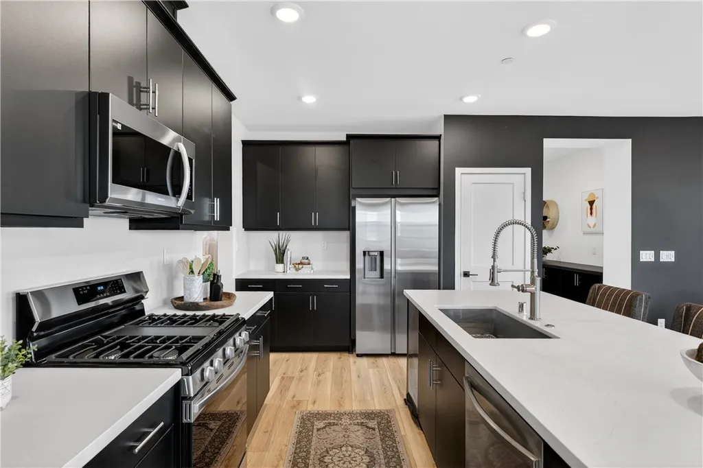 Additional image 13 of 415 Besalu Terrace, Mission Viejo, CA 92694