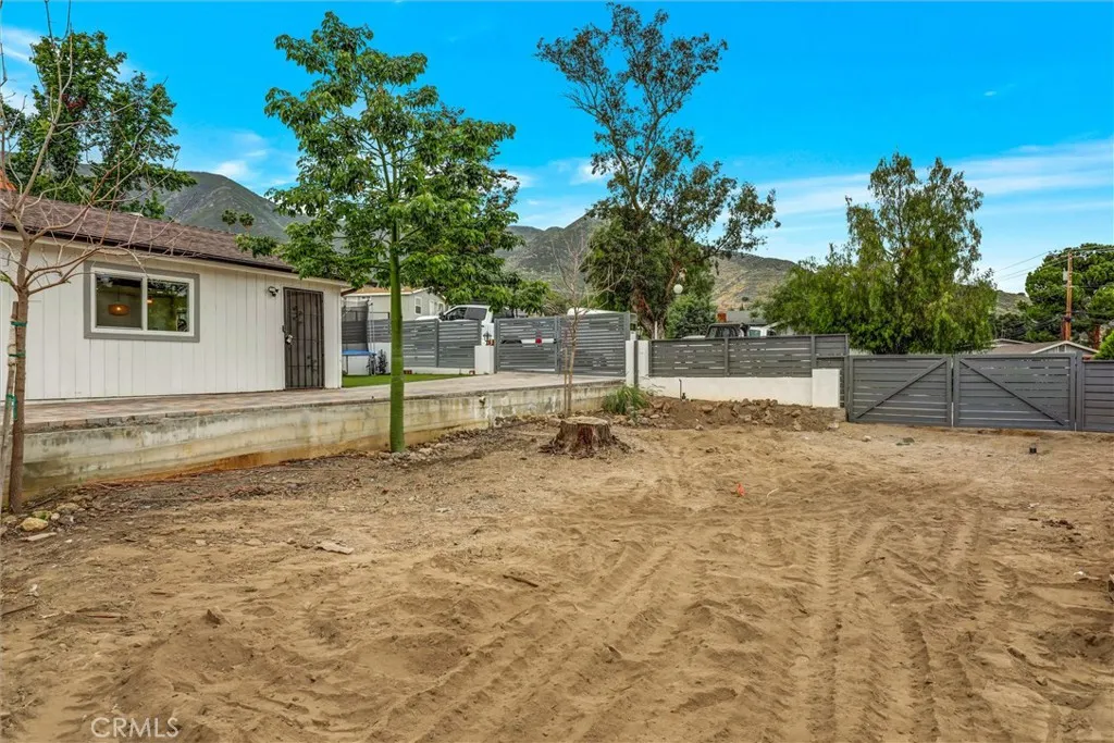 33288 Landerville Blvd, Lake Elsinore, CA 92530