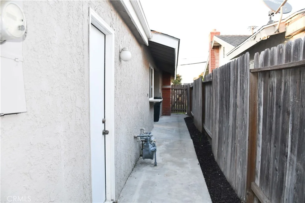 802 E La Veta Ave, Orange, CA 92866