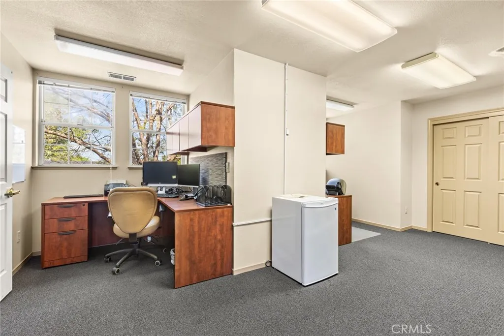 Additional image 8 of 2 Governors Lane, Chico, CA 95926