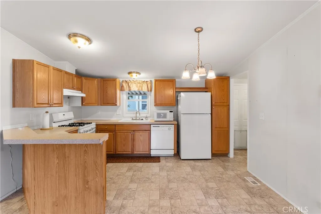 Additional image 38 of 3255 E Avenue R Unit 230, Palmdale, CA 93550