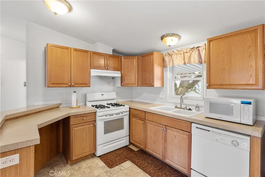 Additional image 35 of 3255 E Avenue R Unit 230, Palmdale, CA 93550