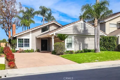 8 Recodo, Irvine, CA MLS: OC25059349