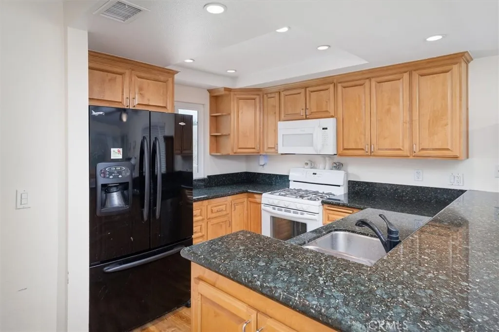 Additional image 50 of 20008 Avenue Of The Oaks, Newhall, CA 91321