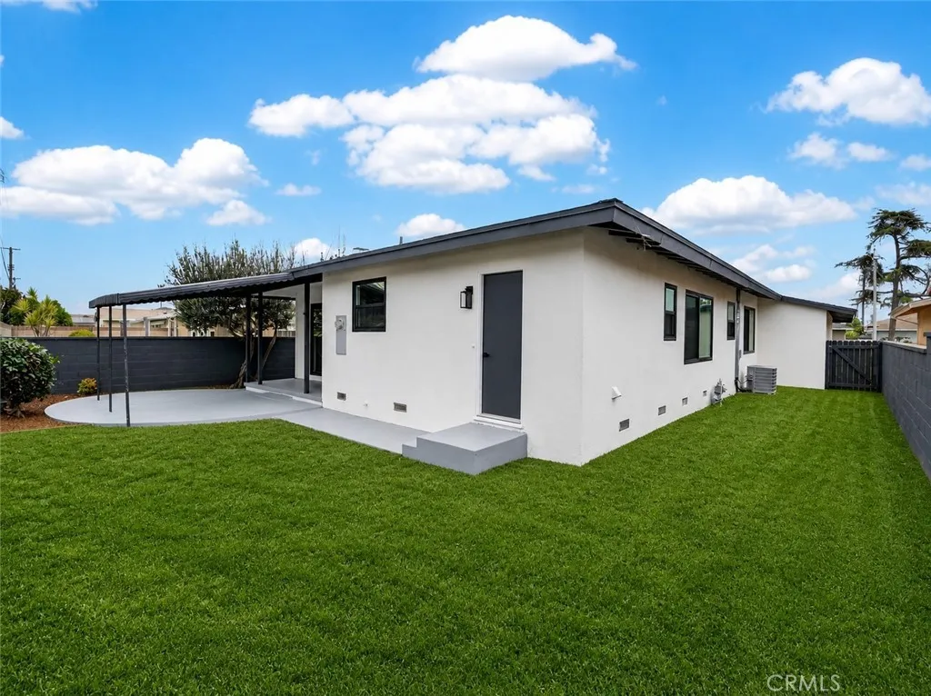 13717 Casimir Ave, Gardena, CA 90249
