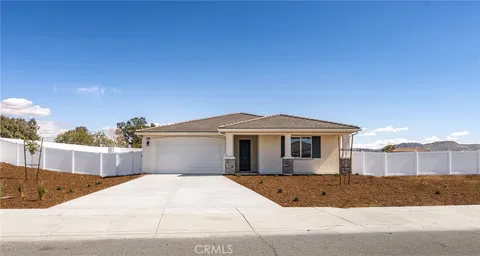 13532 Darwin Drive, Moreno Valley, CA 92555 - MLS#: IV25047564