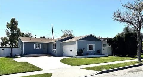 1406 E Hukee Avenue, Anaheim, CA MLS: IG25059146