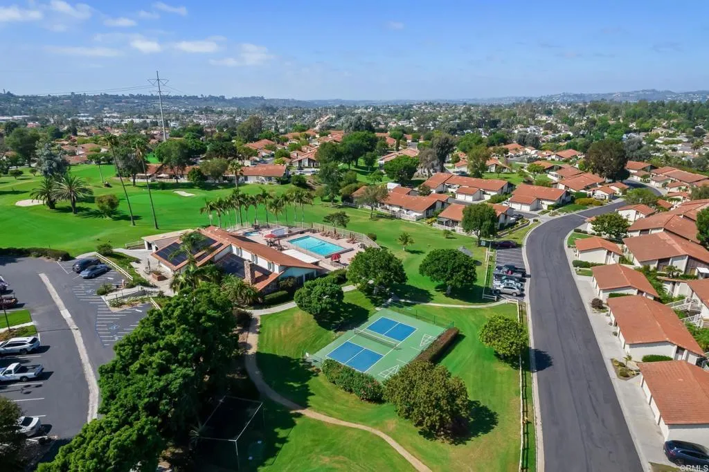 1866 Forestdale Drive, Encinitas, CA 92024