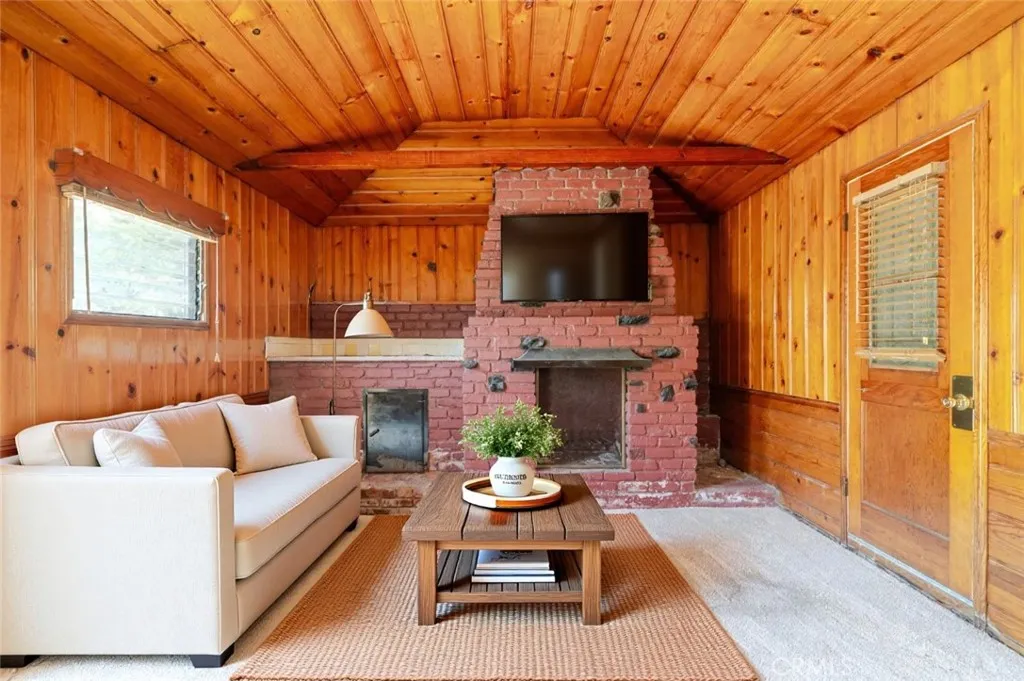 Additional image 79 of 2477 Richelieu Avenue, Los Angeles, CA 90032