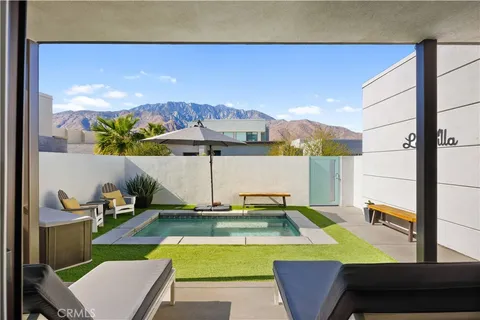 3712 Ambassador Drive, Palm Springs, CA MLS: PV25006482