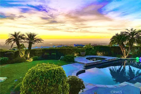 5 Ridgeline Dr, Newport Beach, CA MLS: OC25077298