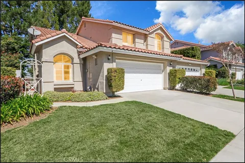 25 Bluebird Lane, Aliso Viejo, CA MLS: OC25052434