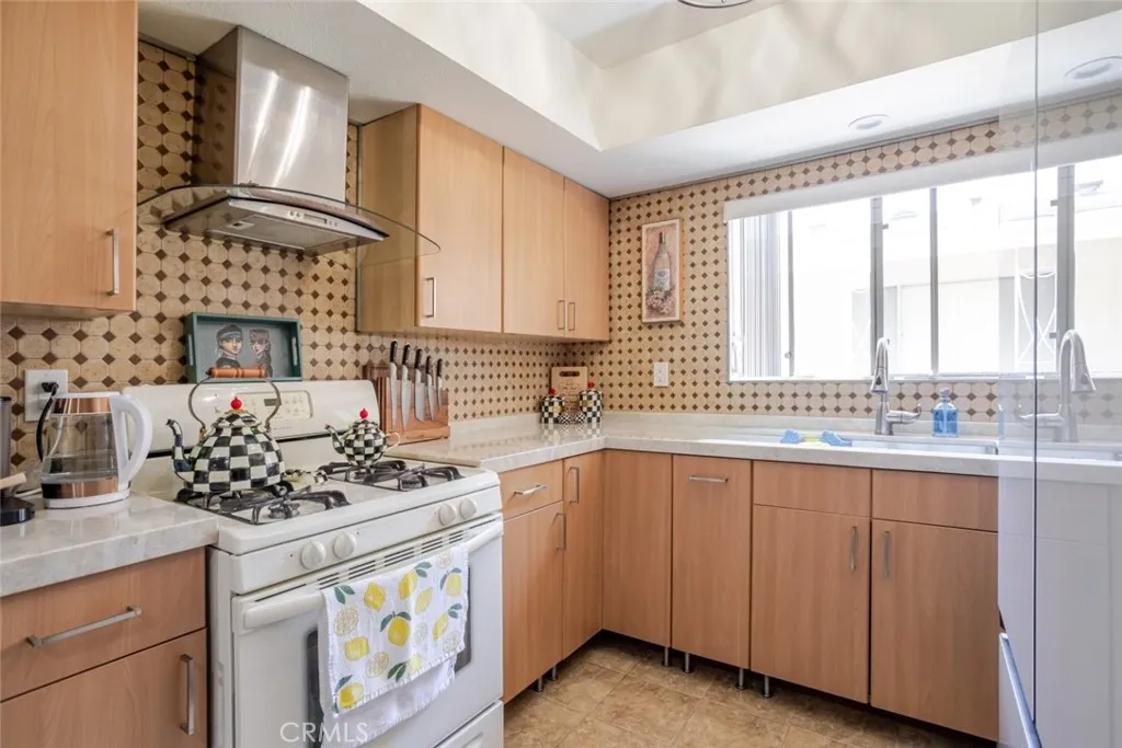 Additional image 47 of 331 N Isabel Street Unit 4, Glendale, CA 91206