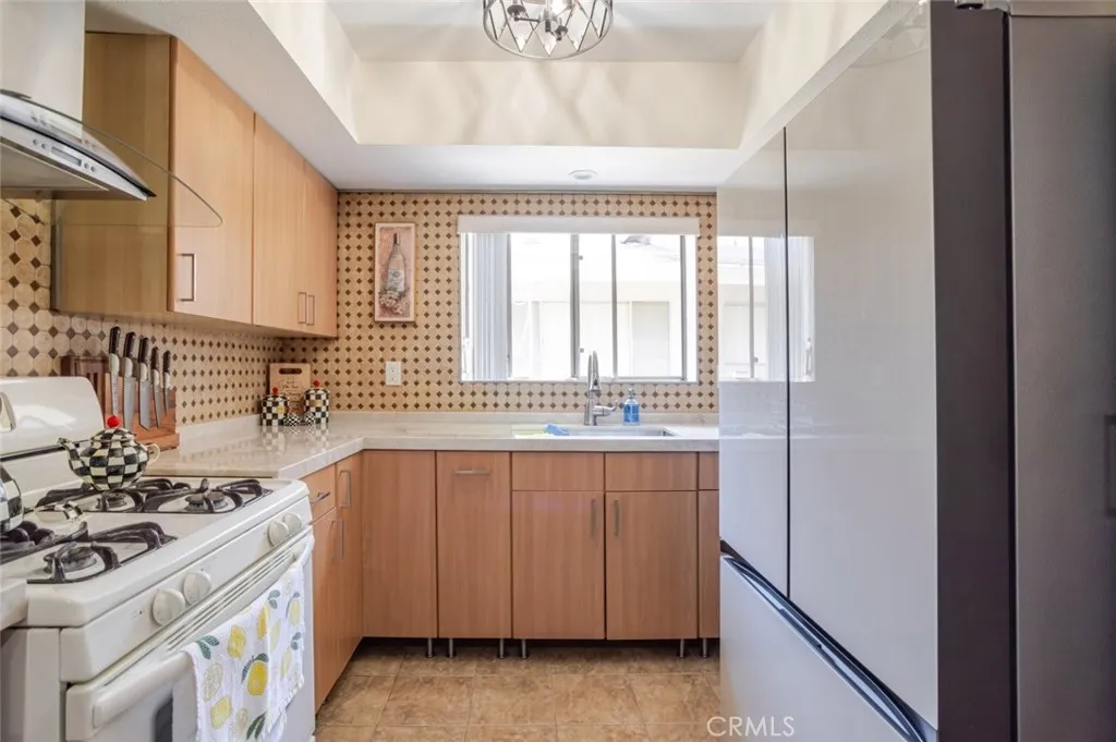 Additional image 53 of 331 N Isabel Street Unit 4, Glendale, CA 91206