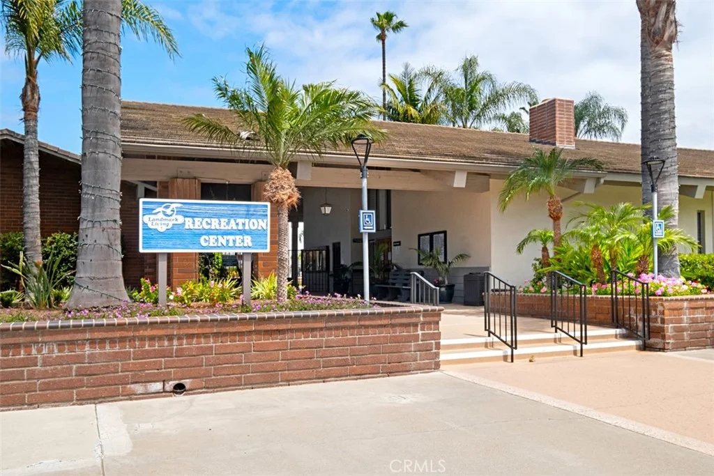 8933 Yolo Cir Unit 1307-B, Huntington Beach, CA 92646