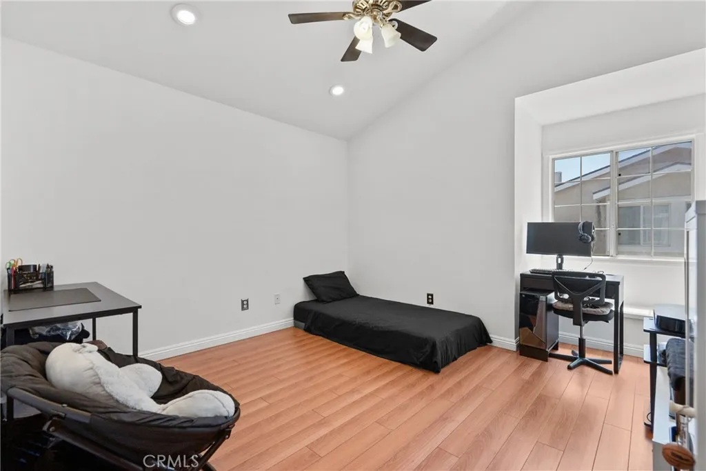 Additional image 31 of 20230 Keswick St Unit 3, Winnetka, CA 91306