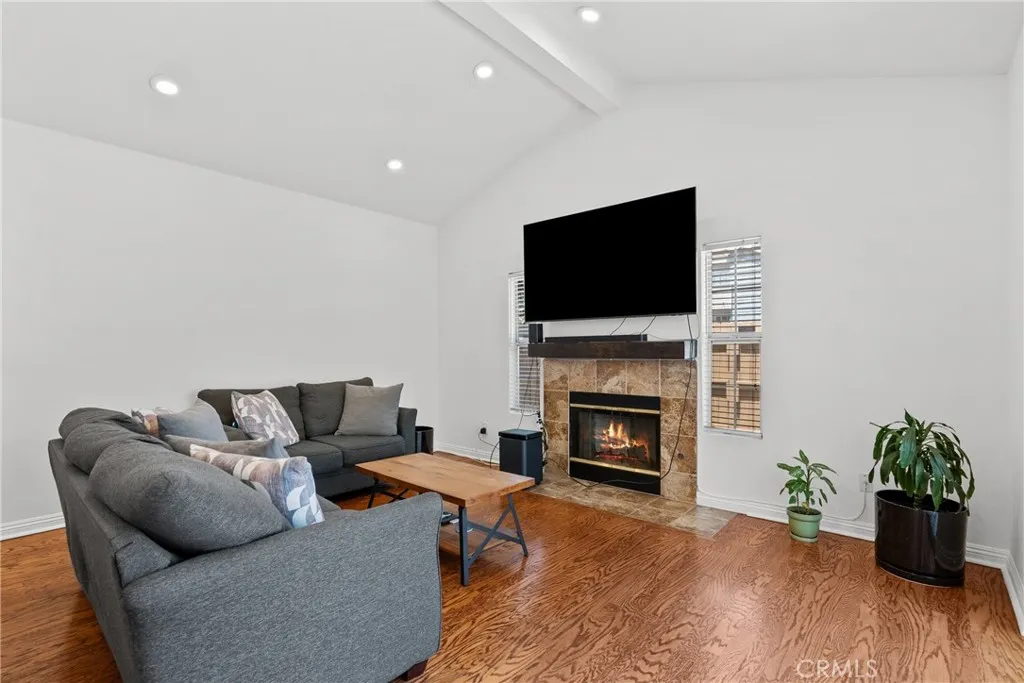 Additional image 5 of 20230 Keswick St Unit 3, Winnetka, CA 91306
