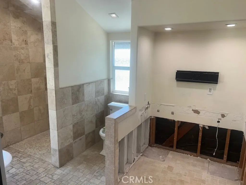 Additional image 44 of 75 Adams Avenue, Huntington Beach, CA 92648