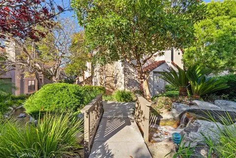 1044 Calle Del Cerro Unit 301, San Clemente, CA 92672 - MLS#: OC25078917