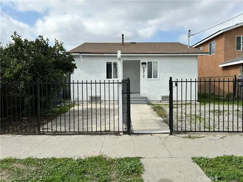 8917 Bandera Street, Los Angeles, CA 90002 - MLS#: SR25037567