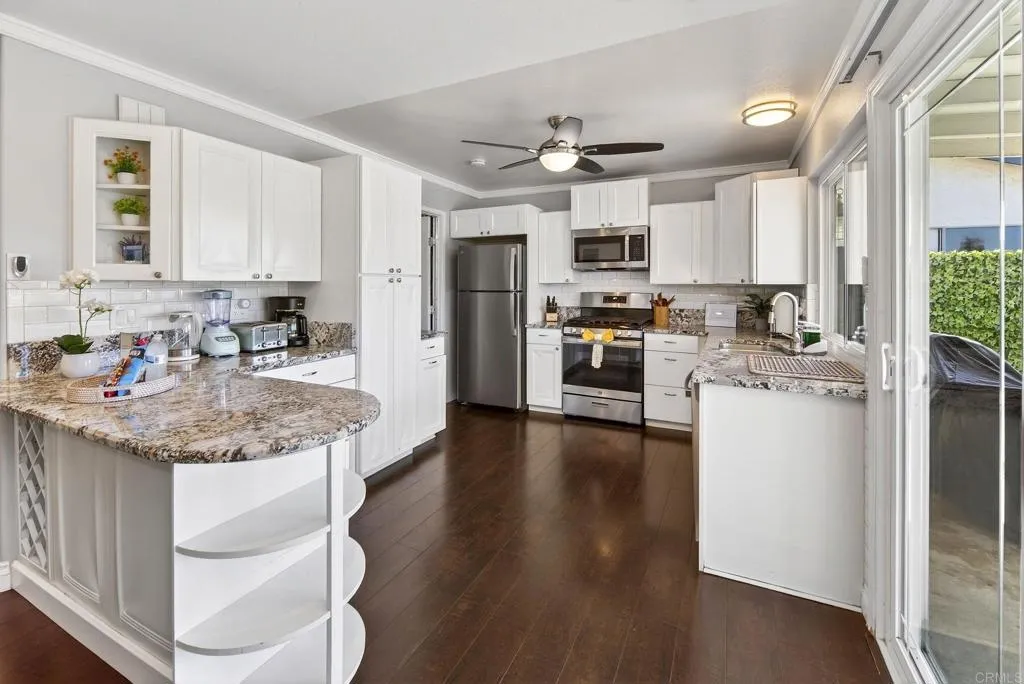 Additional image 72 of 11168 Acaso Way, San Diego, CA 92126