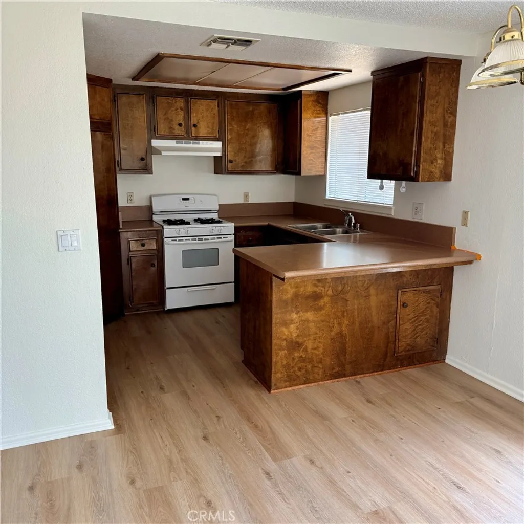 Additional image 15 of 14595 Iroquois Rd, Apple Valley, CA 92307
