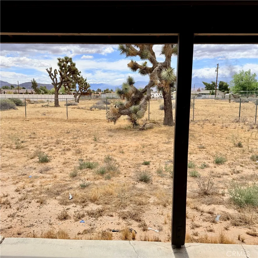 Additional image 70 of 14595 Iroquois Rd, Apple Valley, CA 92307